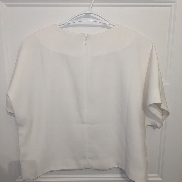 Cropped cap-sleeve top in 365 crepe - Picture 6 of 6